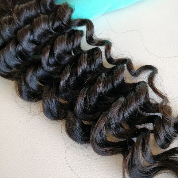 Deep Wave Virgin Human Hair 4x4 Closure - 16\